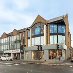 Bradbury Apartment On Lisburn Road By Lesley
