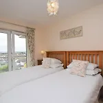 3 Bed In Shanklin Ic113