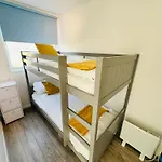 2 Bedroom Chalet Sb22, Sandown Bay, Isle Of Wight, Dog Friendly