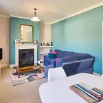 Host & Stay - Westbrook Road