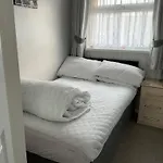 1St Floor Hillview 2 Bedroomed Central Location