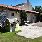 Maison Familiale Renovee, 15 Km De La Mer, Jardin Clos Avec Terrasse Et Ping-Pong, Centre Bourg - Fr-1-306-894