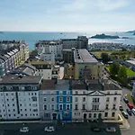 Ocean Stays Hotel, Plymouth