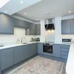 Bay Tree Cottage, Dartmouth