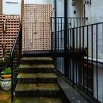 Albert'S Place