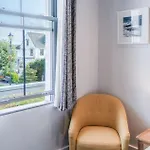 Ocean Cabins No 1 At The Square - Saundersfoot