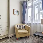 New Steine Apartment - Sea View - By Brighton Holiday Lets