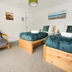 Pebble Cottage - By Brighton Holiday Lets