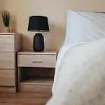 Huge 5Bdrm Ensuite In Liverpool Monthly Discounts Bu Hinkley Homes Short Lets & Serviced Accomodation