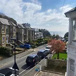 Peaceful Coastal Apartment