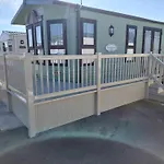 Palm Square 19 3 Bed Deluxe Caravan