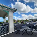 Beach Hotel Torbay B&B