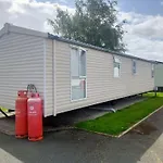 2 Bedroom Static Caravan C3 On Quiet Park Near Talacre And Prestatyn - Pet Friendly