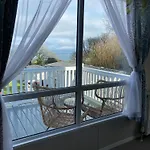 Glade Lodge- North Devon Coast, Bideford Bay Caravan Park