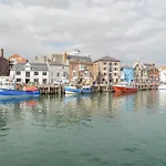 The Skipper'S House