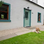 Tig Cottage - A Rural, Quirky, Pet Friendly 2 Bedroom Cottage Near Ballantrae