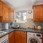 Pandora Court 4
