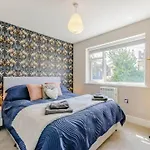 Walpole Back House Sleeps 6-8