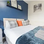 Spacious 2 Bedroom Apartment
