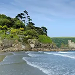 5 Combehaven