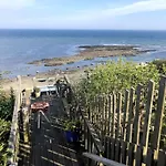 Lyme Clifftop Hideaway