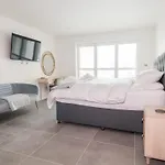 30 Cliff Edge