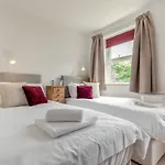 17 Carthew Court