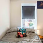 Swan House Apartment 2 - 1 Bed Apartment - Sleeps Up To 4 - Free Parking - Liverpool - Close To City Centre - By All Elite Stays