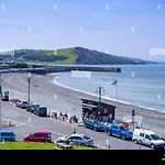 Seafront Apartment With Balcony, Parking And Sea Views
