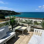 New! Stunning 2 Bed Beach Front Penthouse Apartment - Topaz, Compass Point