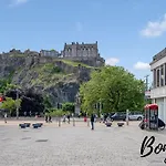 Voltaire Suite - New Town 3Br-2Ba, Castle Street By Bonjour Residences Edinburgh