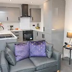 Apt 9 Hunter'S Quay