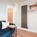 Alba Cottage