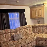595 The Promenade