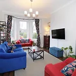 Belfast South City Apartment Sleeps 4