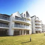 Headland View At Bredon Court