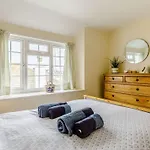 2 Bed In Polruan Pc021