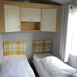 8 Berth On The Chase