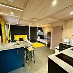 Stunning Secret Studio - Beach Retreat - Sleeps 4