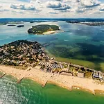 Lilliput Hideaway 5 Mins From Sandbanks Beach