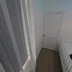King Size Bed Room With Private Gym Access