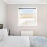Cosy 2 Bed Apartment With Roof Terrace