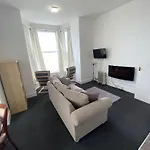 Farina No4, Sea View Apartment Sleeping 4 Guests
