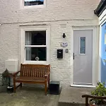 The Rockpool Holiday Cottage
