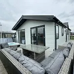 Golden Anchor - The Oakland Lodge - Coastal Caravan Breaks