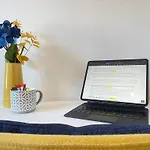 Sandringham House Serviced Rooms
