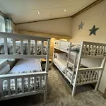 Golden Anchor - The Oakland Lodge - Coastal Caravan Breaks