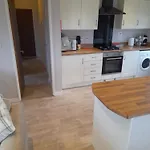 Luxury Timber Pet Friendly Lodge With Private Hot Tub 2 To 6 Guests, Outstanding Views Nr Paignton