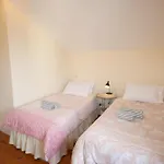 Townhouse In Cowes Old Town, Terrace And Sea Views