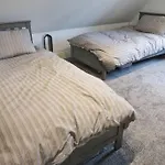 Castle Manor, 4 Bed Seaside Retreat